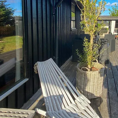 Prázdninový dům House In Charming Hou